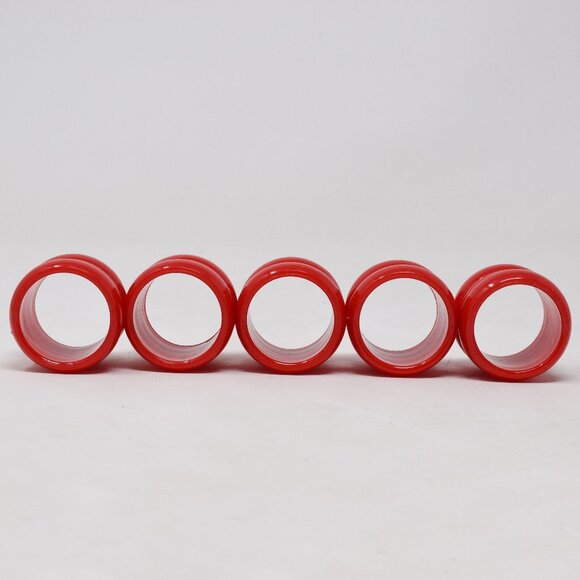 Vintage Napkin Rings Plastic Red Festive Set of 5 Granny Chic Diner Holiday Xmas - Picture 3 of 9